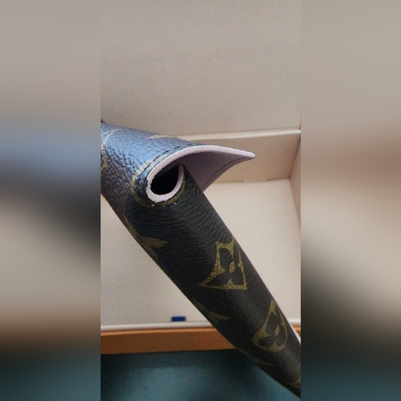 Louis Vuitton Kirigami Pochette Large with box,receipt, insert, and chain - Picture 8 of 10